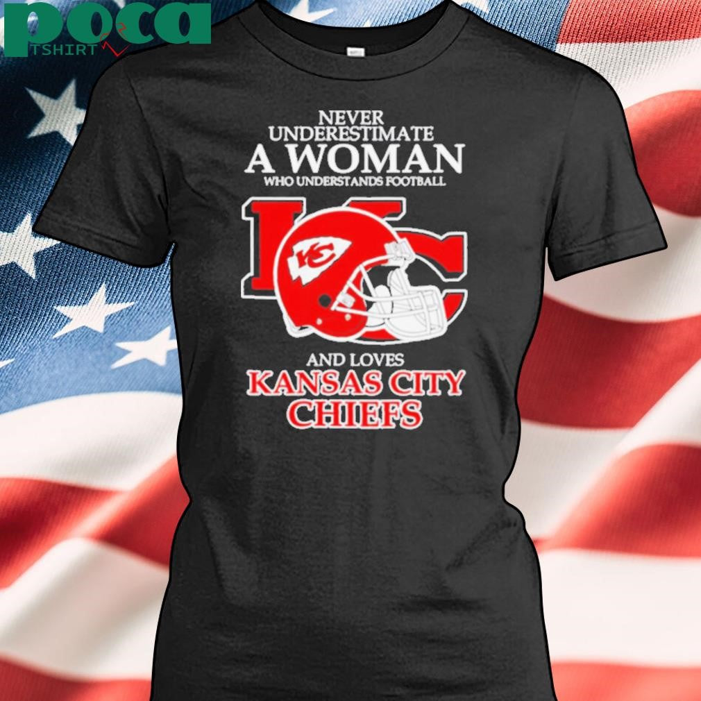 A women who understands football and loves Kansas City Chiefs shirt