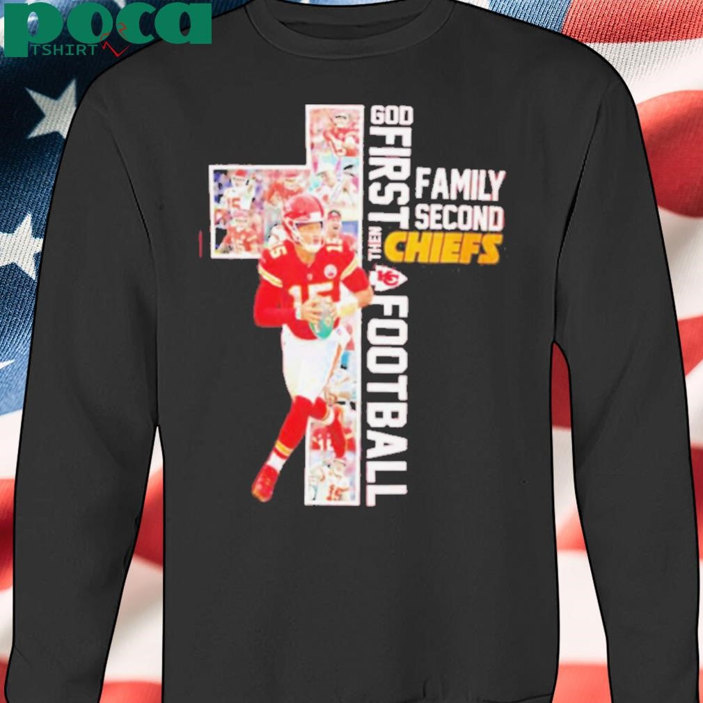 Cross God First Them Patrick Mahomes Kansas City Chiefs and All Players Photo shirt