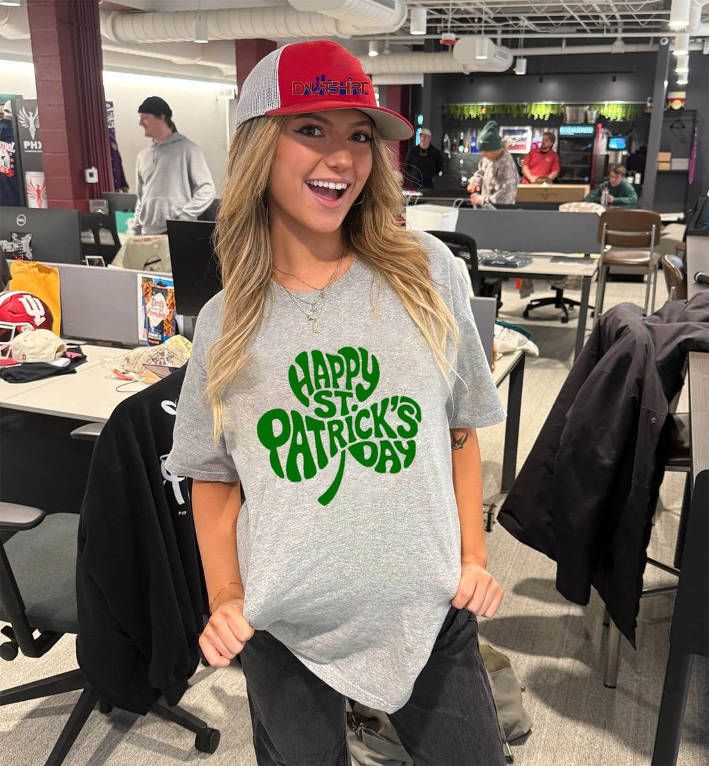 Happy St. Patrick’s Day Green Clover Shamrock Text shirt