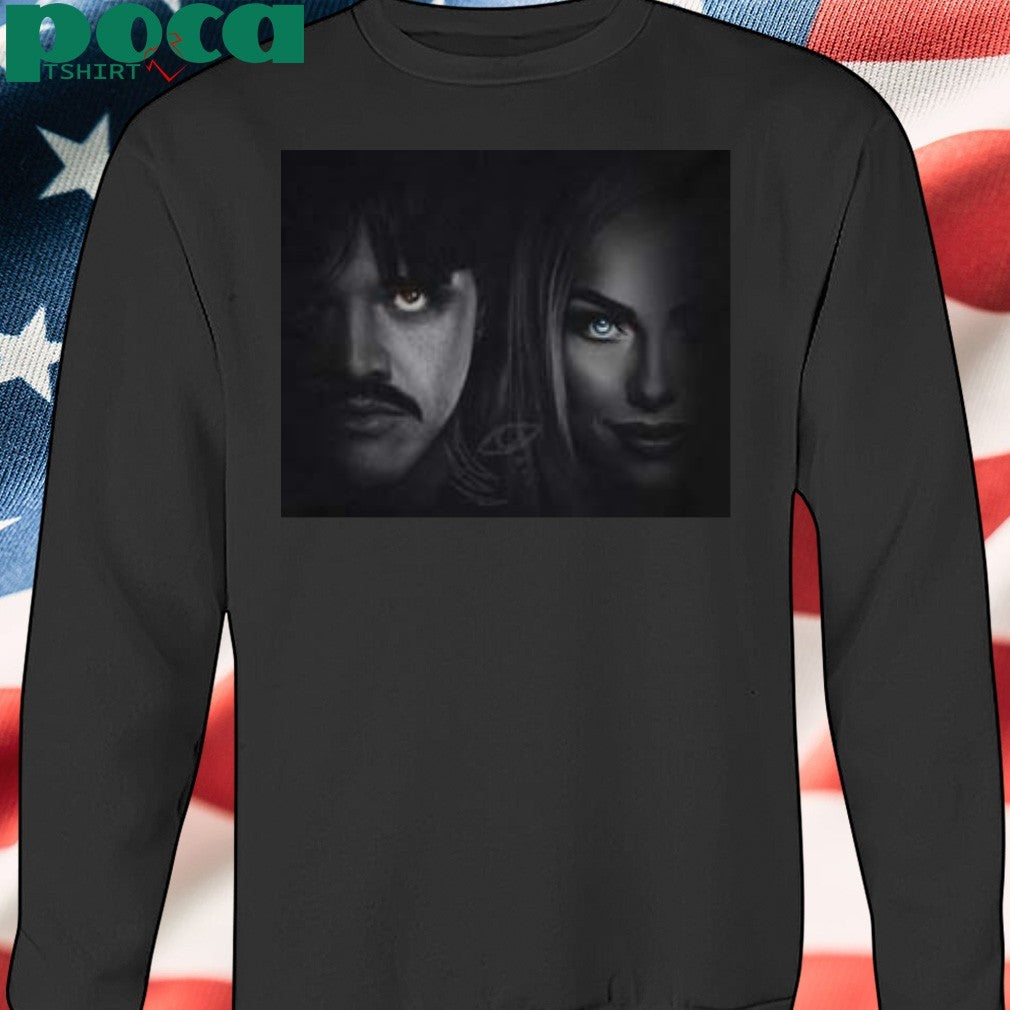 Liv and dom half face T-shirt