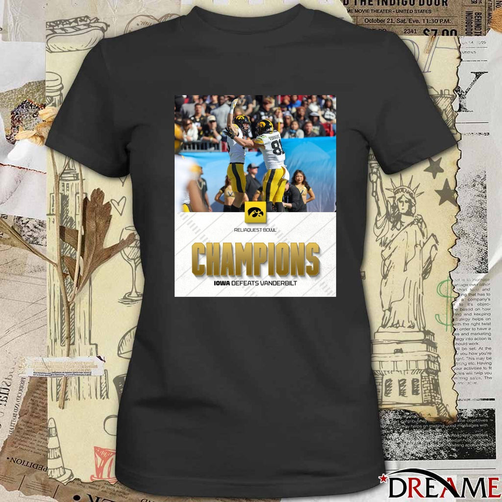 2025 Reliaquest Bowl Champions Iowa Hawkeyes Defeats Vanderbilt Poster t-shirt