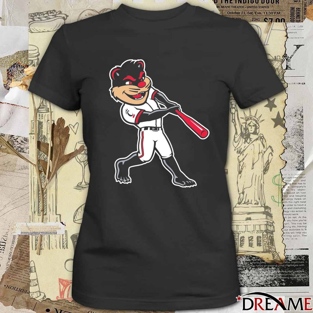 2026 Cincinnati Bearcats The Bearcat Swings For The Fences Mascot New t-shirt