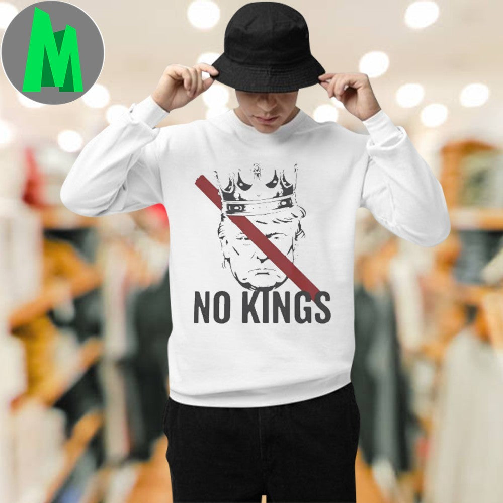 Anti-Trump No Kings Crown Graphic T-Shirt