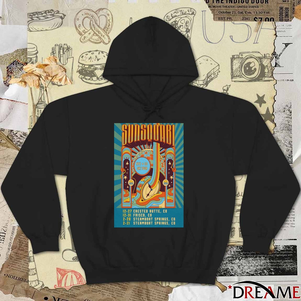 Poster Sunsquabi Ski Tour 2025-2026 NYE Colorado t-shirt