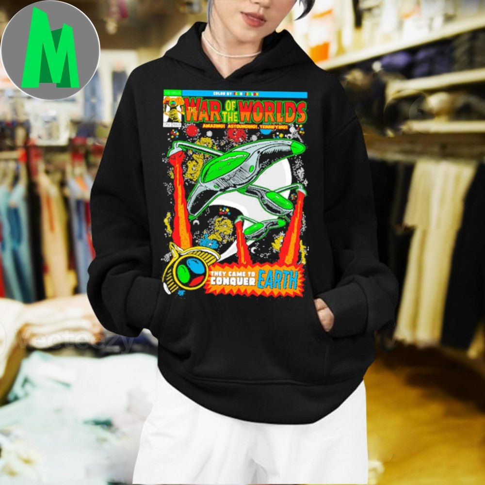 The War of the Worlds Retro Comic Book Sci-Fi Movie Fan T-Shirt