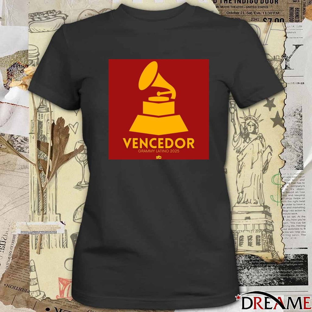 Vencedor Grammy Latino 2025 Best Contemporary Pop Album in Portuguese t-shirt
