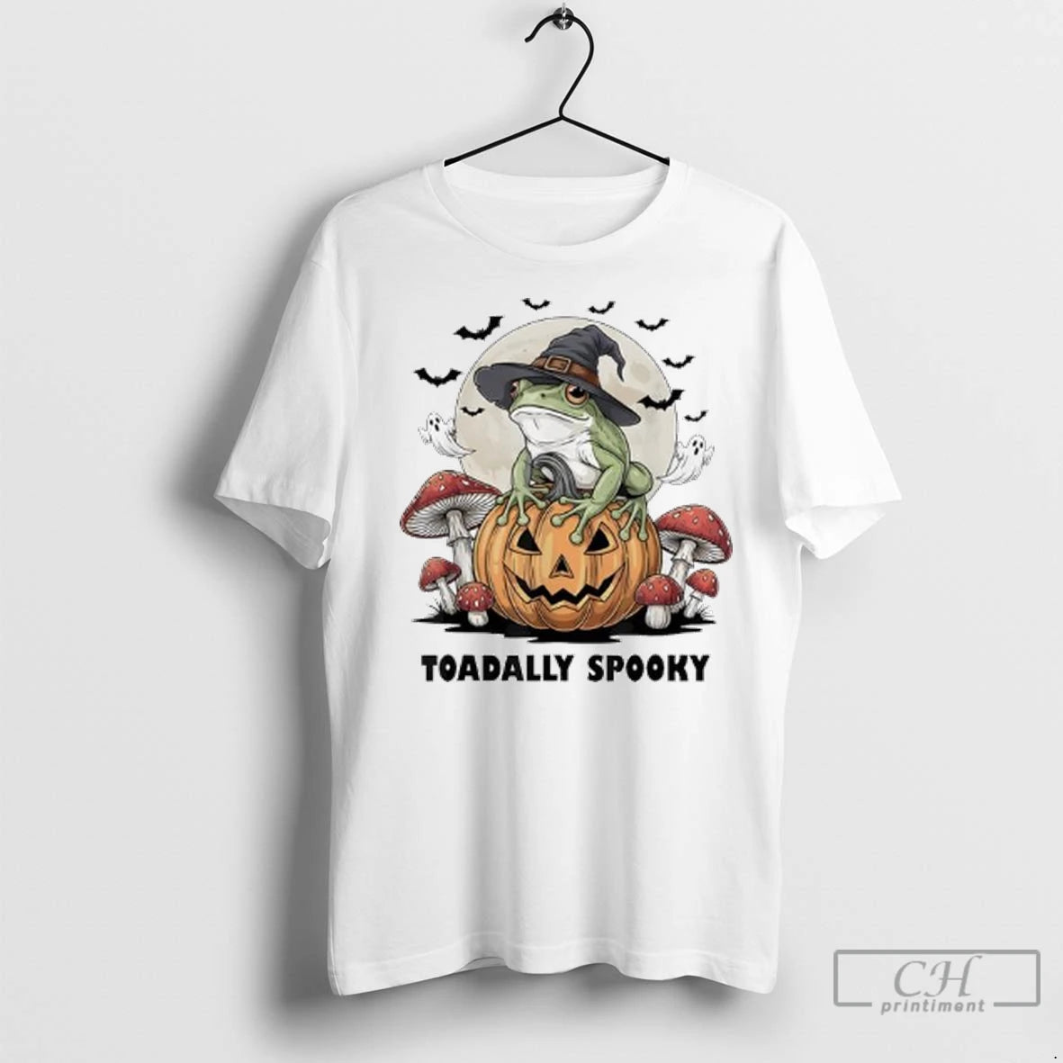 Premium Toadally Spooky Halloween Frog On Pumpkin With Bats Ladies