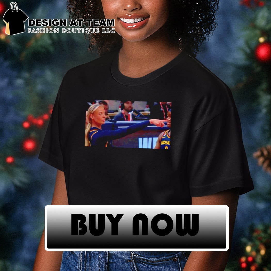 Sophie Cunningham pointing meme photo shirt