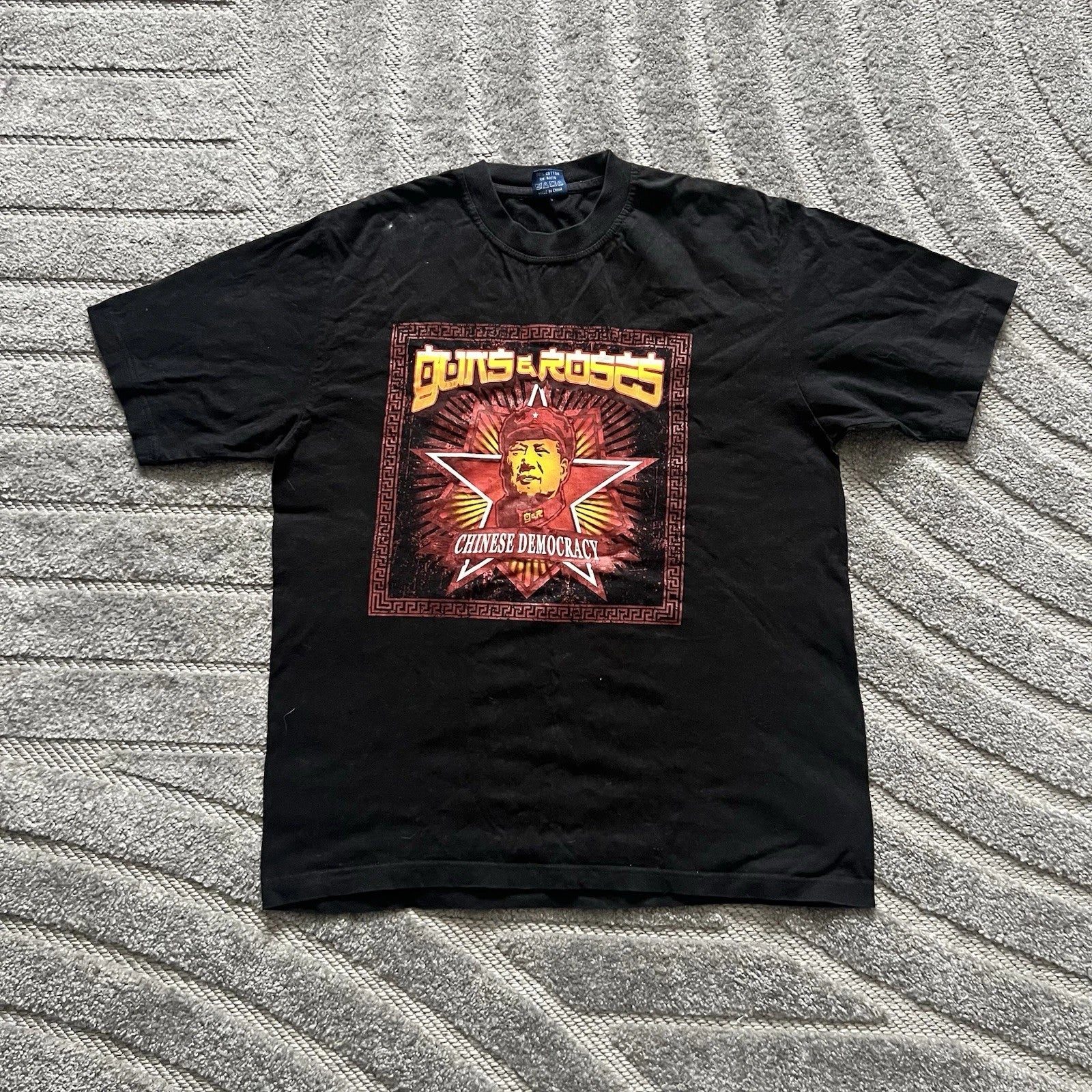 Vintage 00s Guns N Roses Chinese Democracy Band Logo Tee
