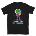 It's Vibraing Cute Cat Funny Animal Kitty Cats T-Shirt