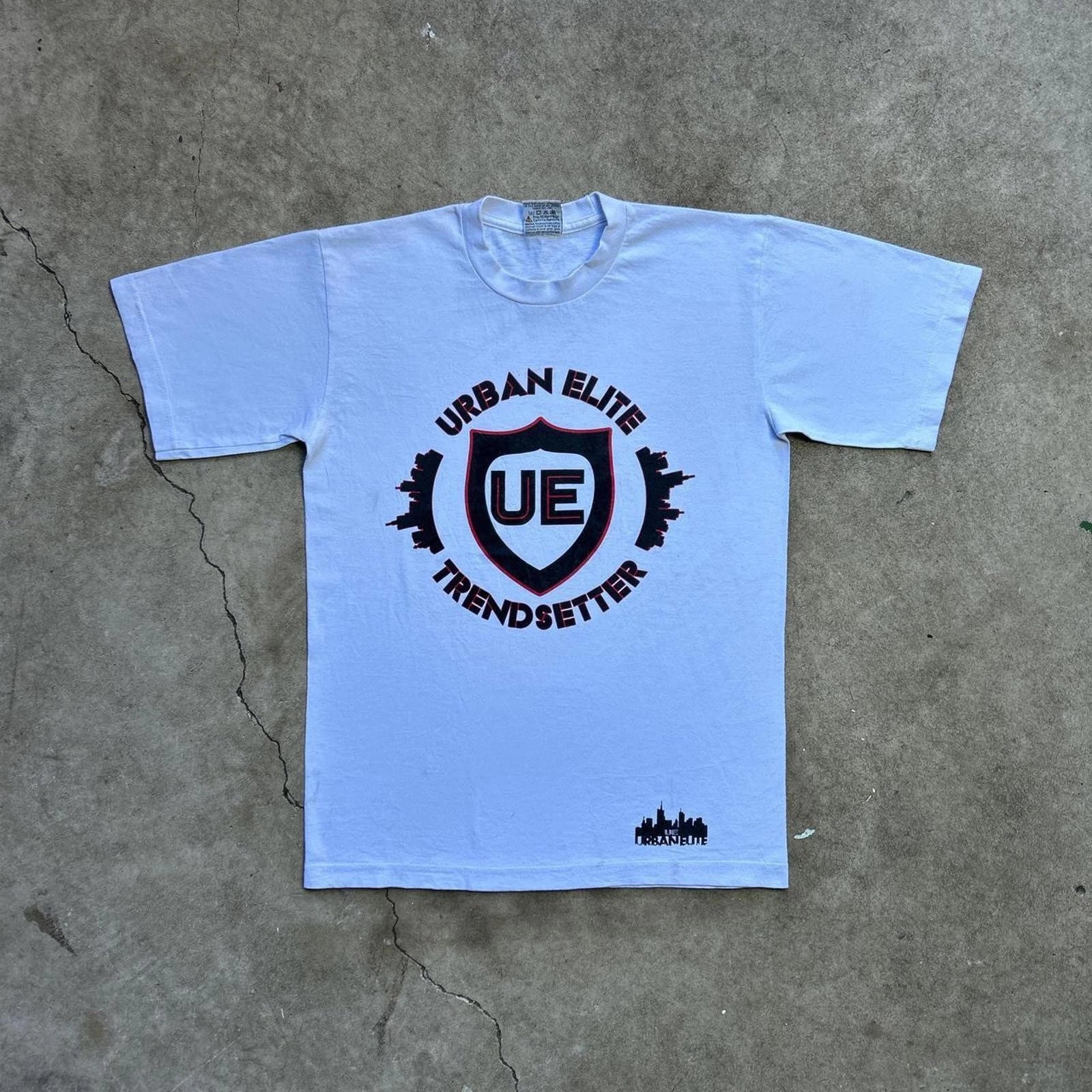 Vintage 90’s Urban Elite Trendsetter Branded Graphic Print Merchandise T-shirt