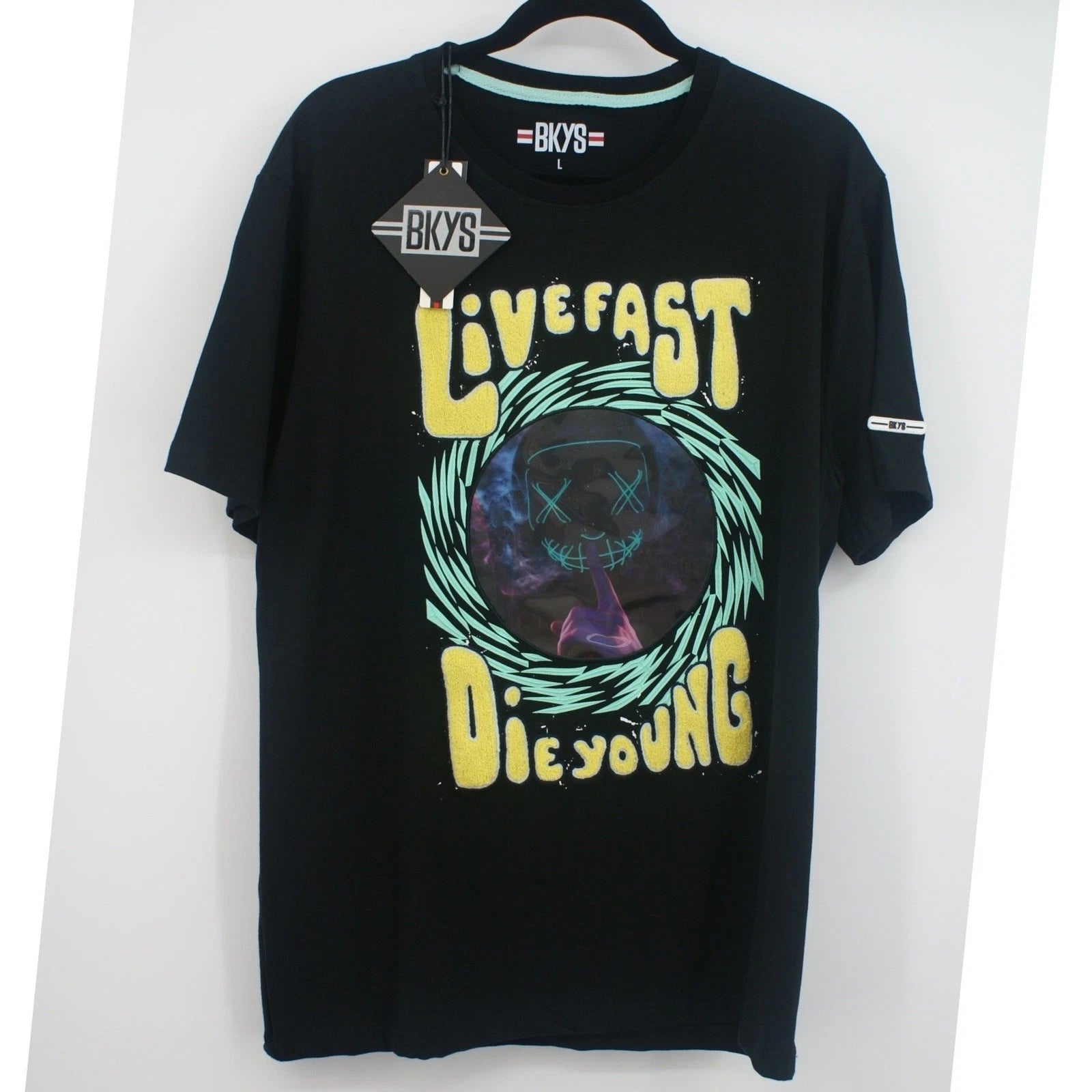 BKYS Mens Black Live Fast Die Young Graphic T-Shirt T455 Size L Streetwear NEW