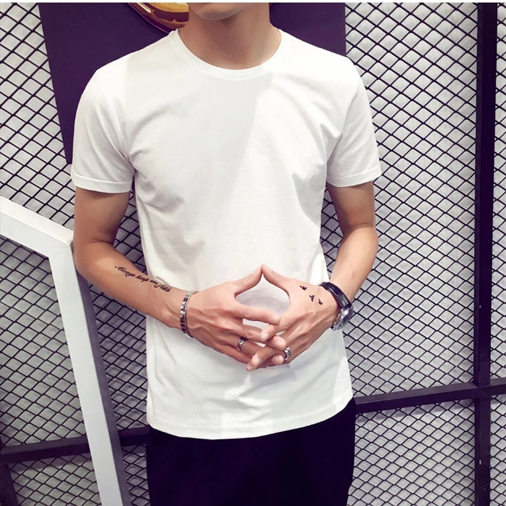 Causal and Comfortable Men's Loose Fit Oversized Tee Ideal for Warm Weather