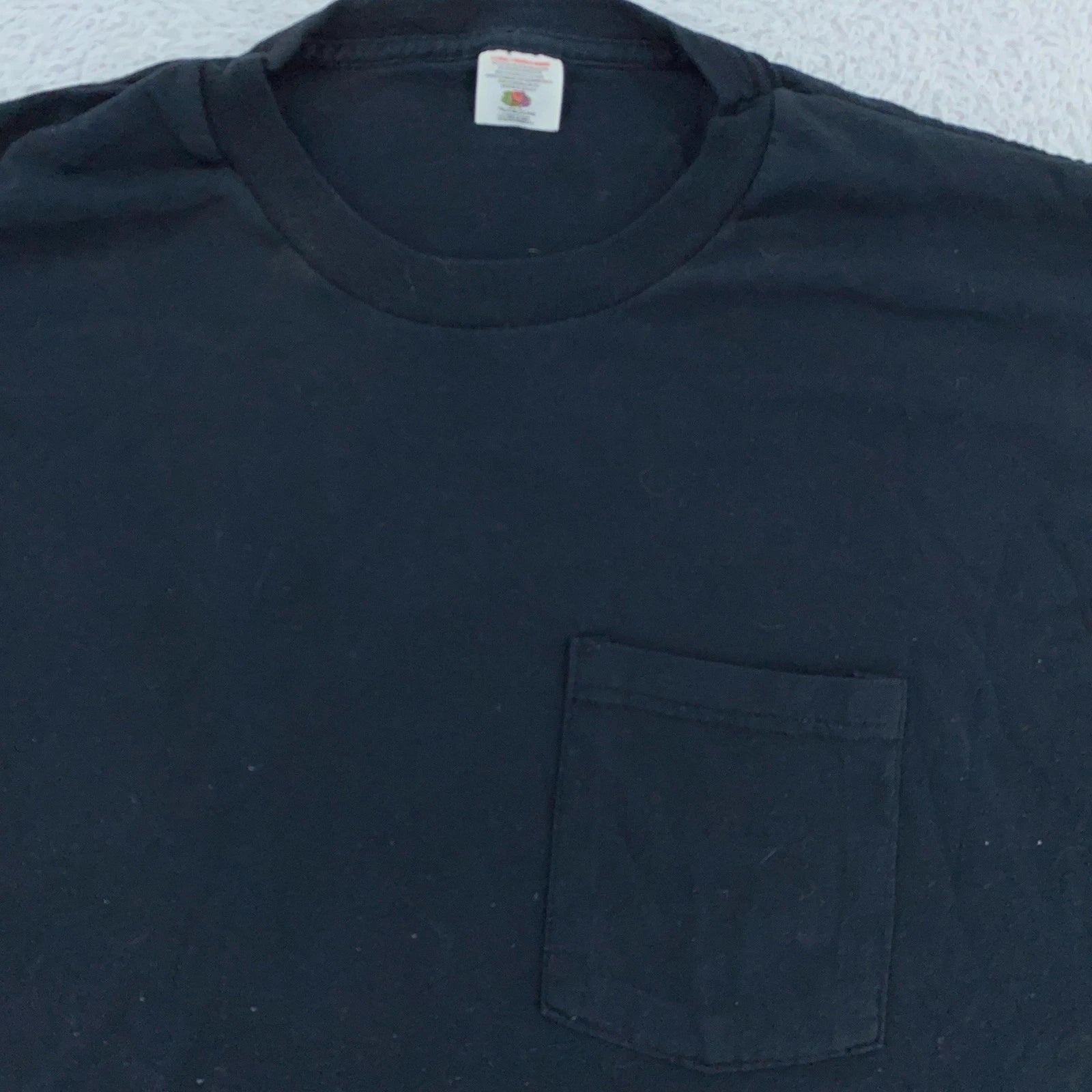 Vintage Blank Black Fruit of the Loom Pocket Shirt Mens Large Tee Golden Blend