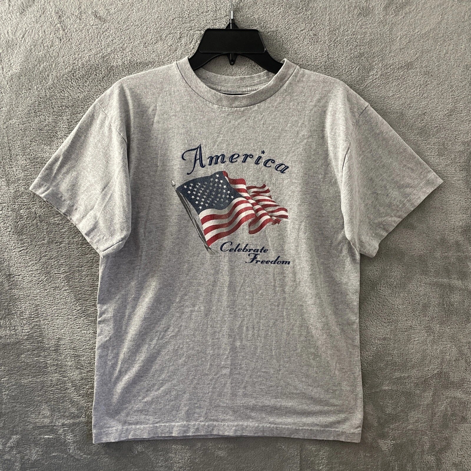US Ts Heavy 707 T-Shirt Mens Medium America Gray Crew Neck Short Sleeve Made USA