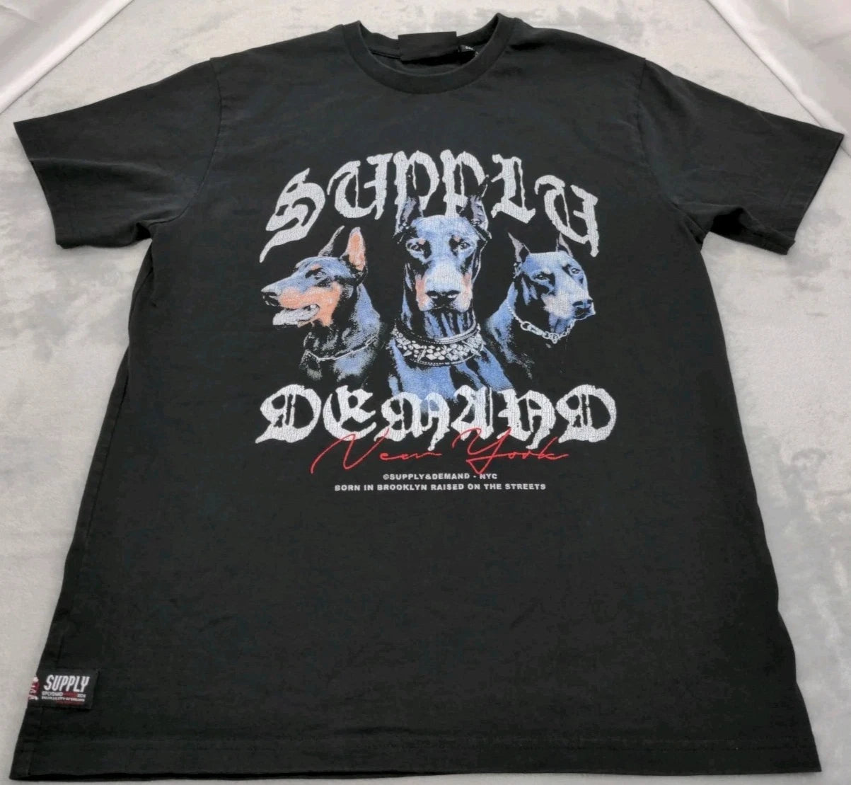 Supply & Demand New York T Shirt Men's Size Med Dogs Black Brooklyn Street Wear