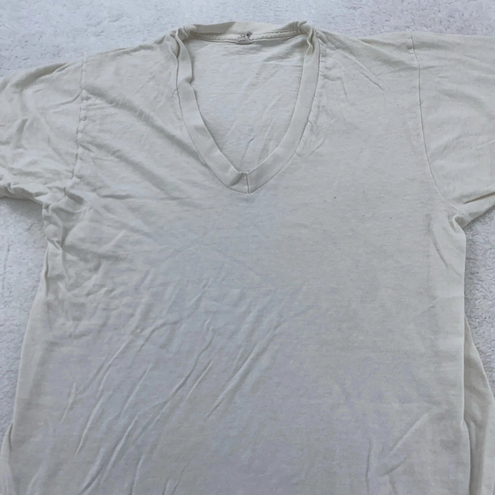Vintage 80s Blank White Fruit of the Loom V-Neck Shirt Mens XXS Soft usa