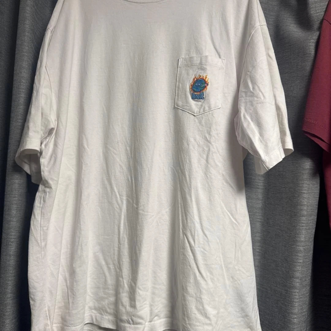 HUF Pocket T-Shirt White XL Size Earth Embroidery Streetwear Used