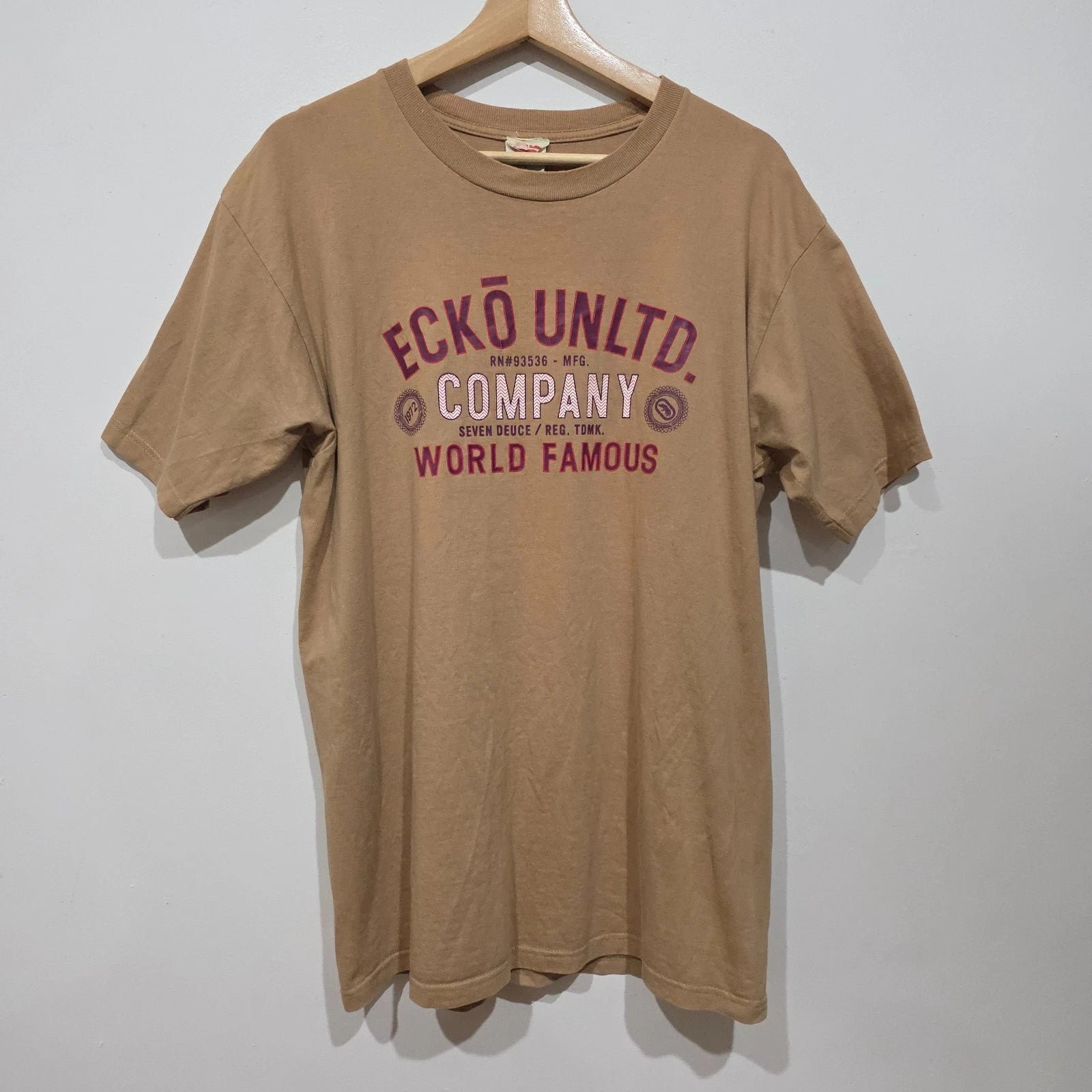 Ecko Unltd Graphic T-Shirt Mens L Y2K Streetwear Brown Tee Vintage