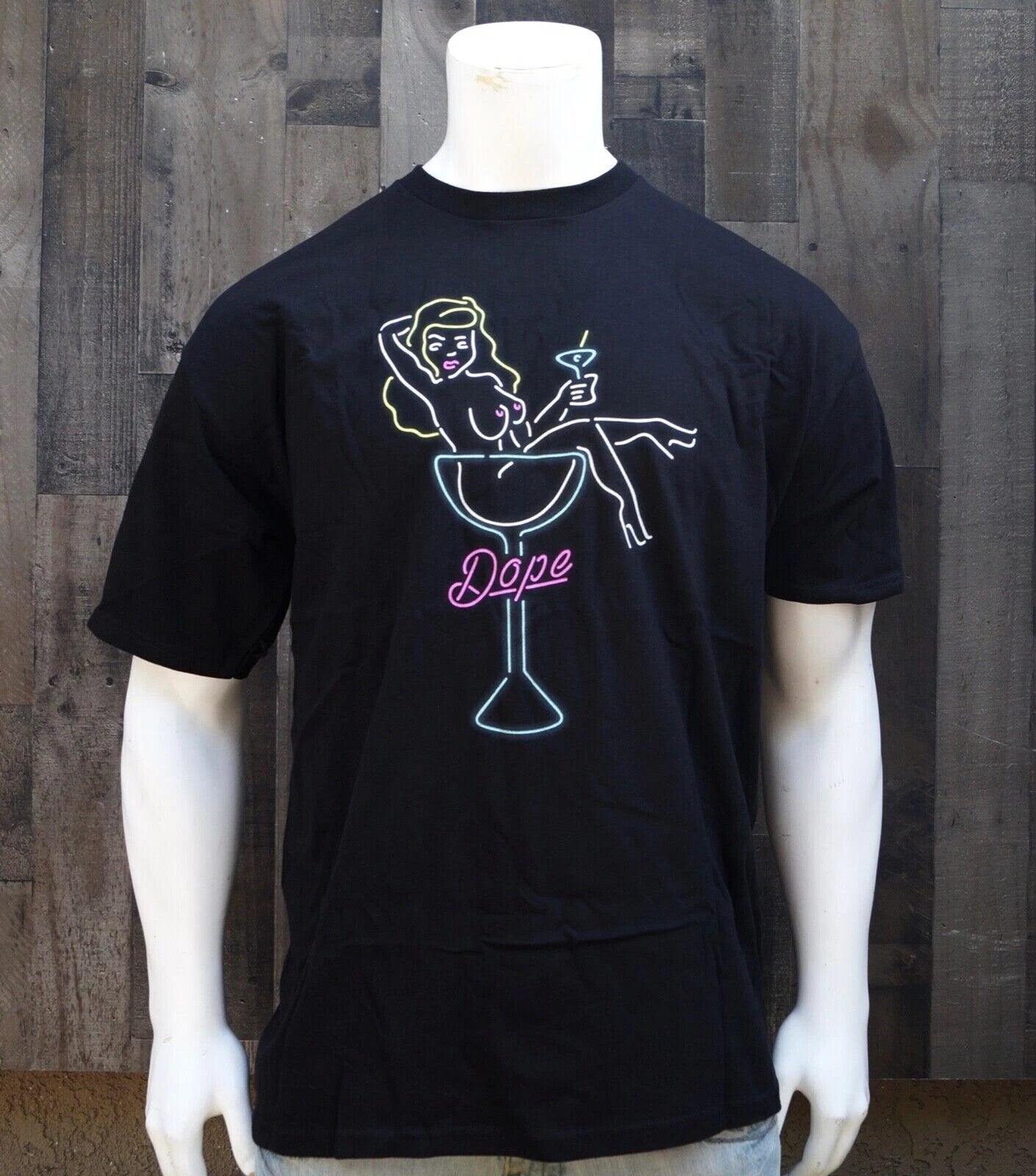 New DOPE Streetwear Neon Girl Black Mens Graphic Size XLARGE  T Shirt RDOP-34