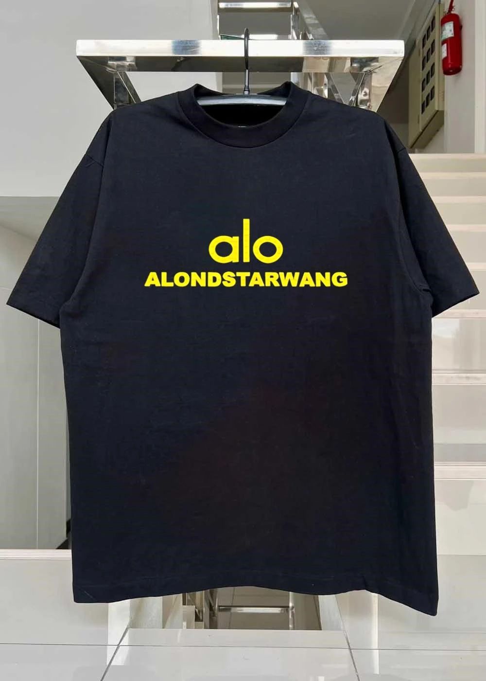 Alo Apparel Alondstarwang Logo Yellow Graphic Print T-Shirt