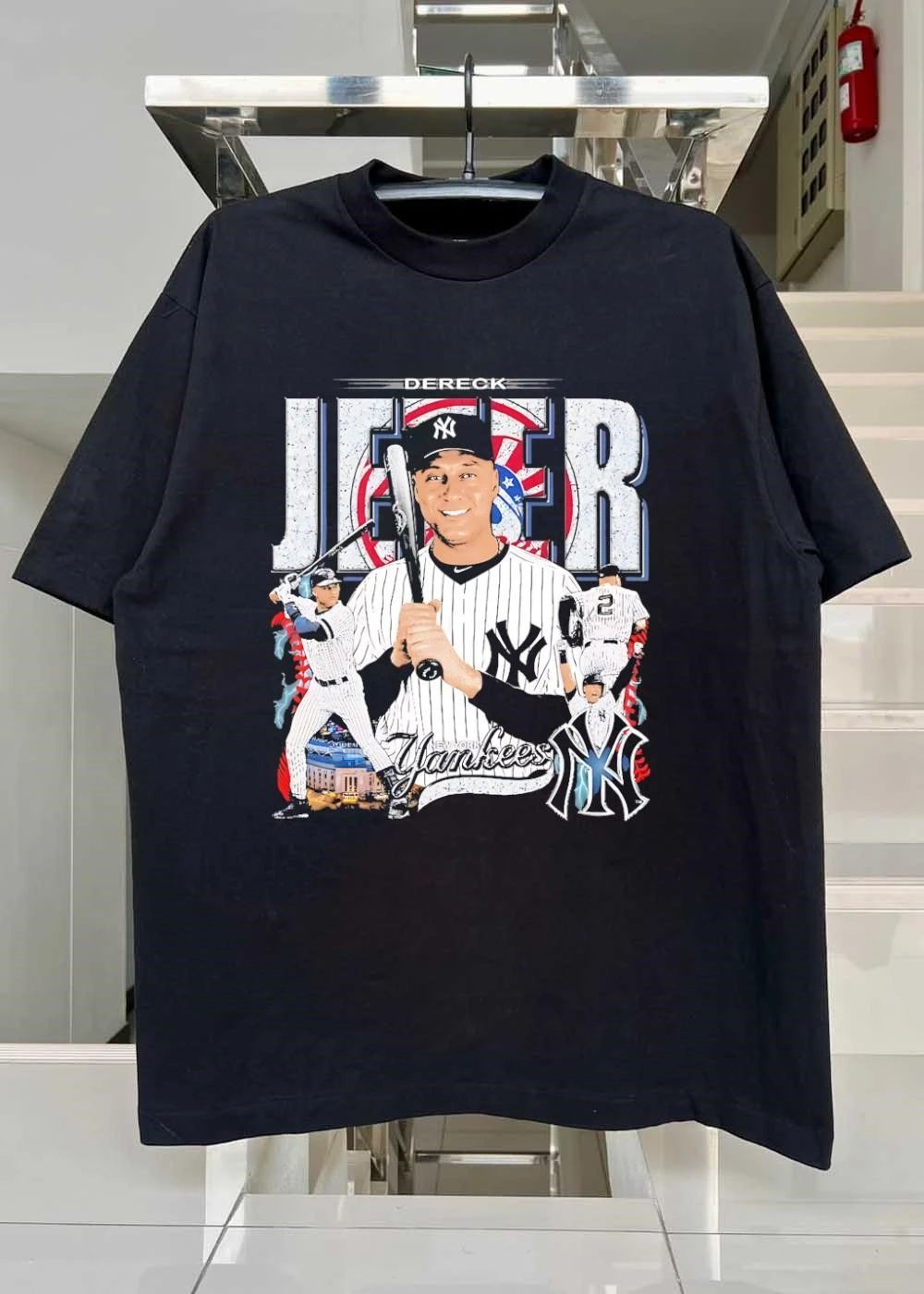 Derek Jeter Batting New York Yankees Shirt