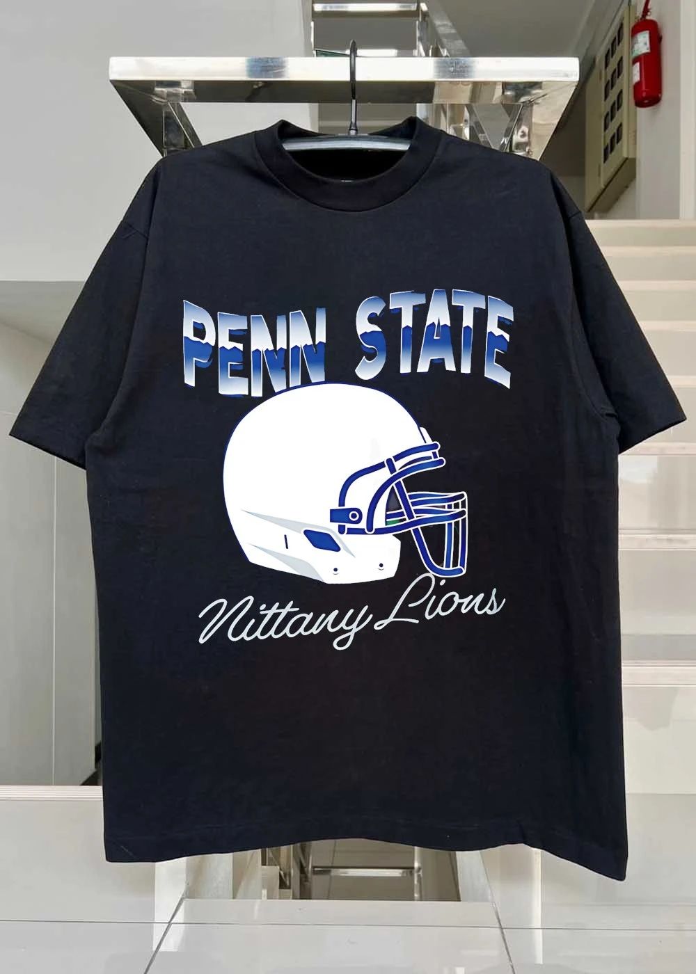 Dyme Lyfe Mens Penn State Air Brush helmet shirt