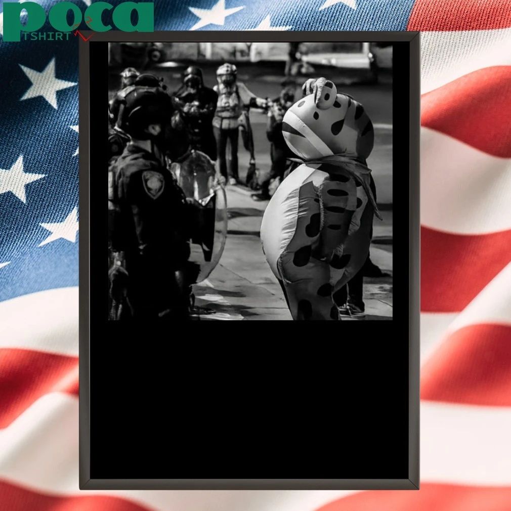 Frogs Against Fascism Portland Frog stronger together T-shirt