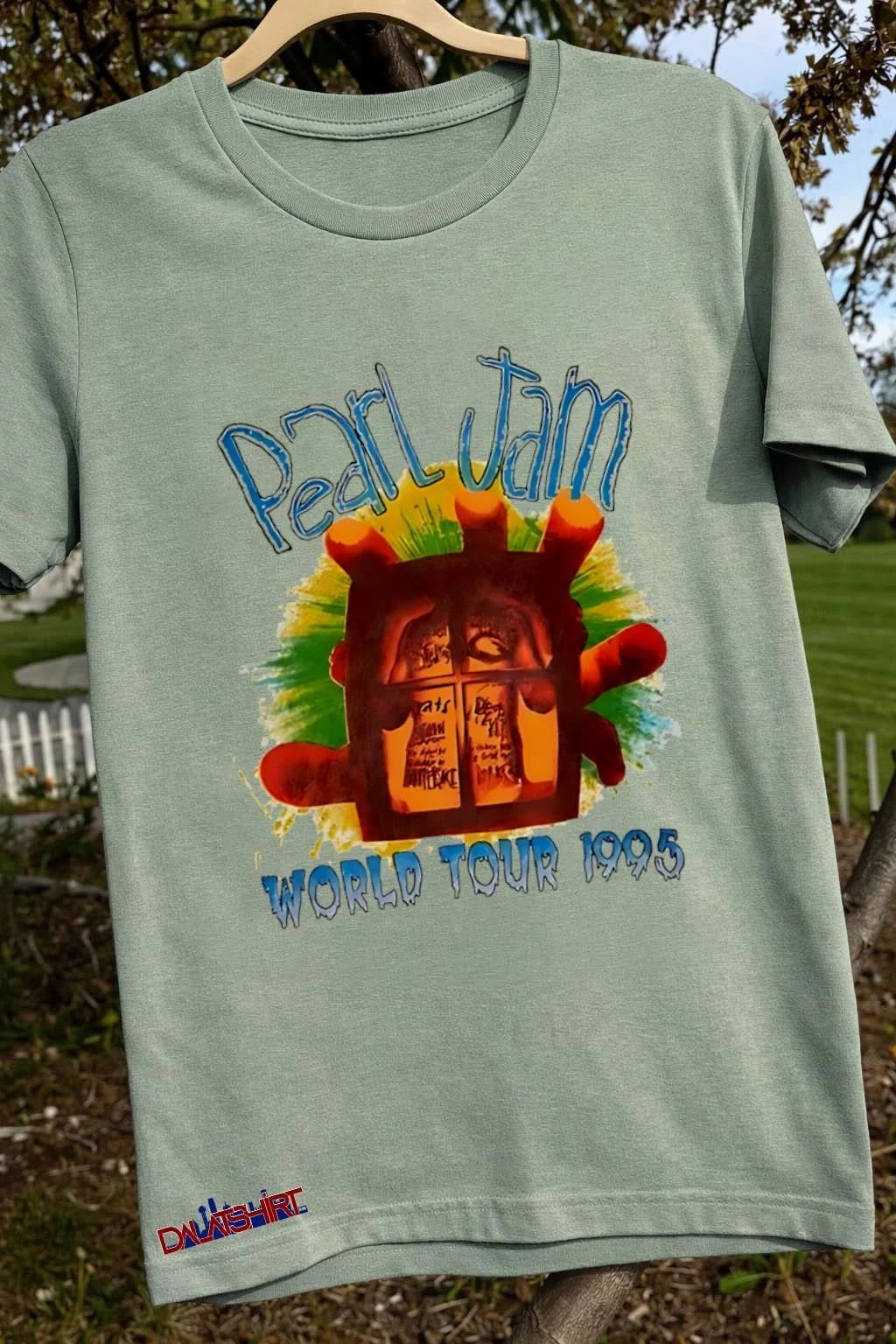 PJ Tucker Pearl Jam 1995 World Tour shirt