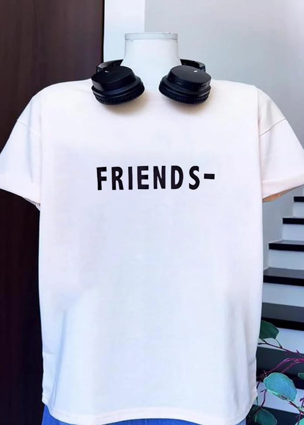 Friends- The Friends- T-Shirt