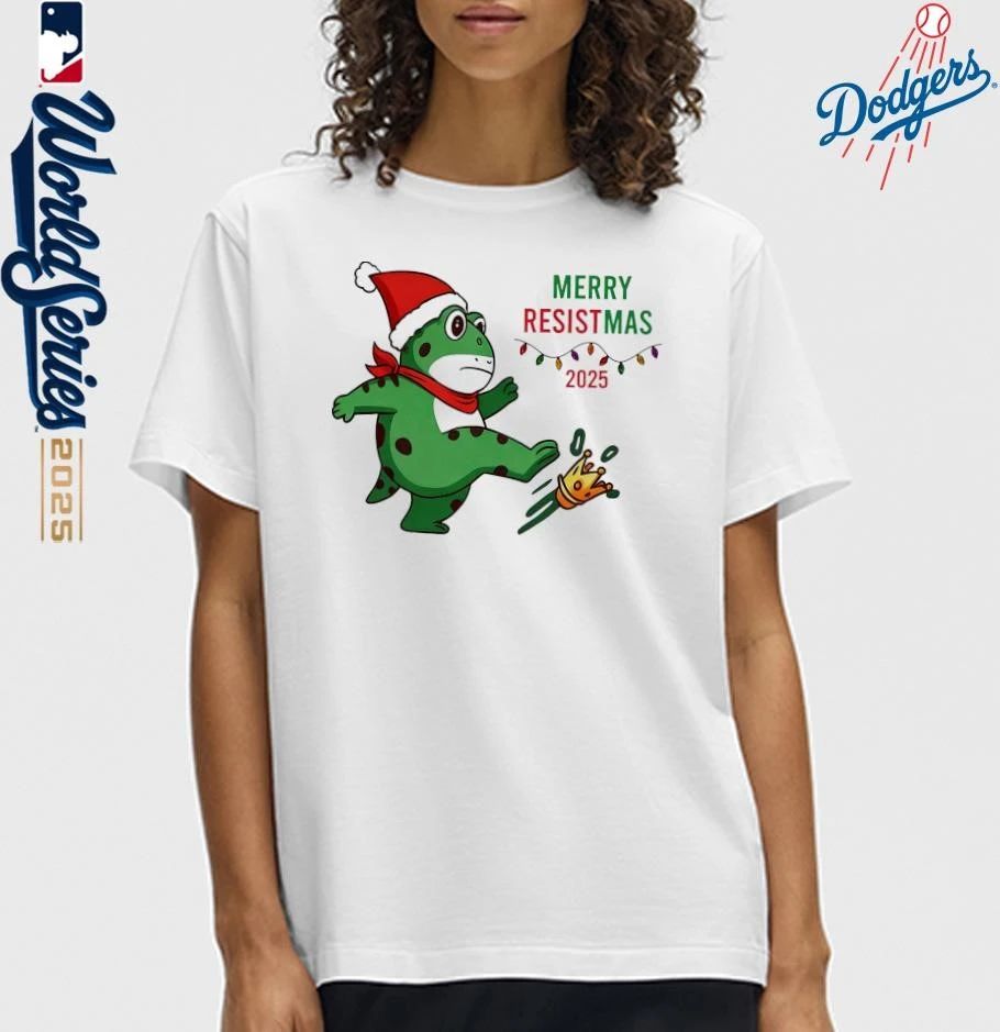 Merry Resistmas Portland Frog No King T-Shirt
