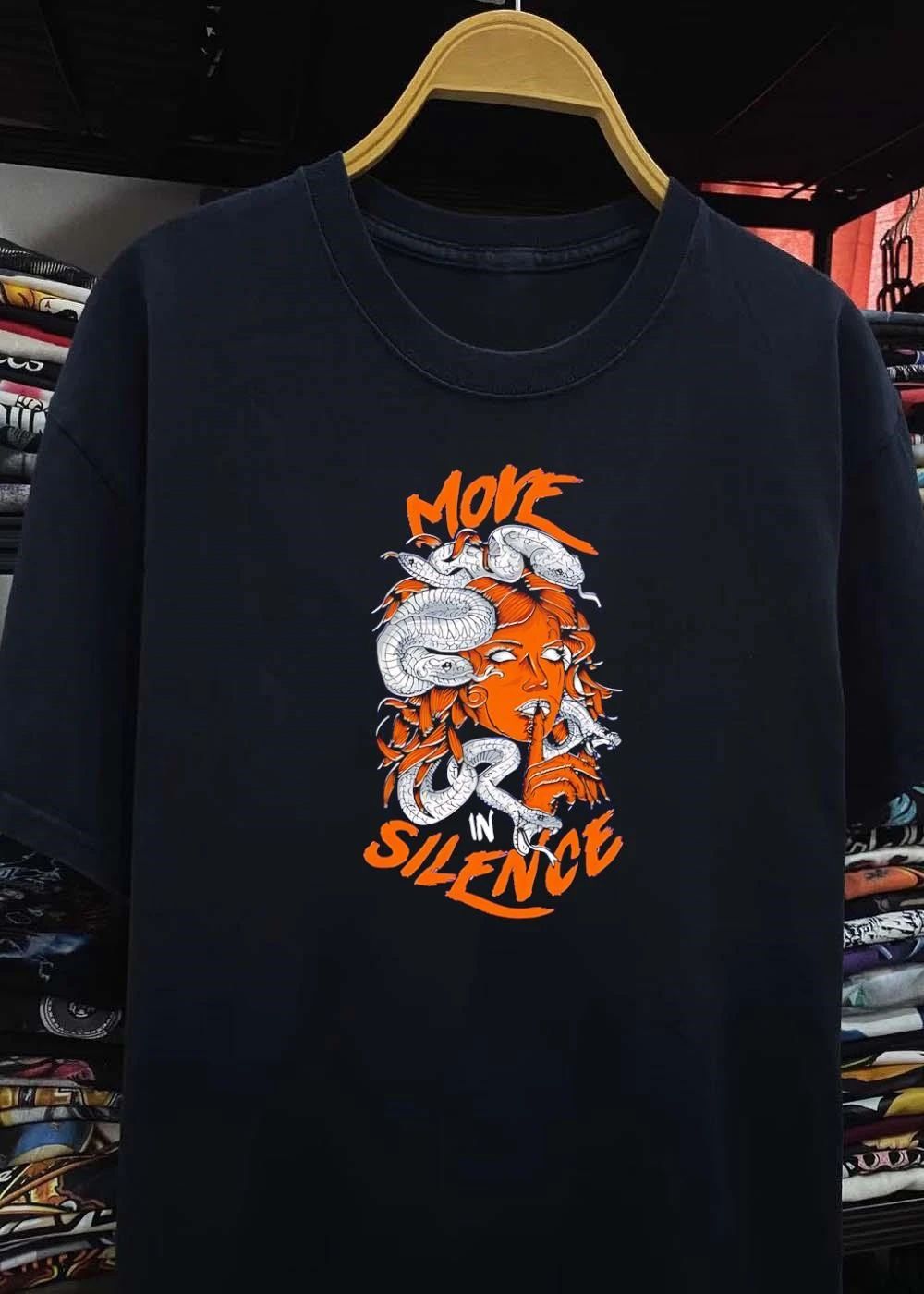 Medusa Move in Silence Graphic T-Shirt