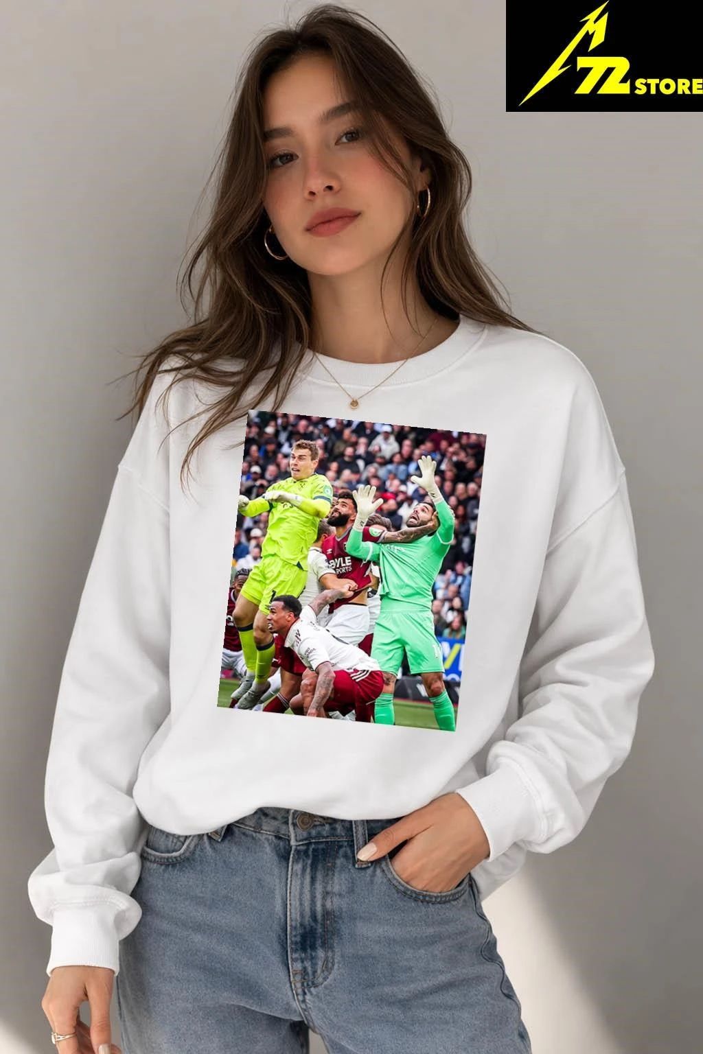Pablo Fouled David Raya Shirt