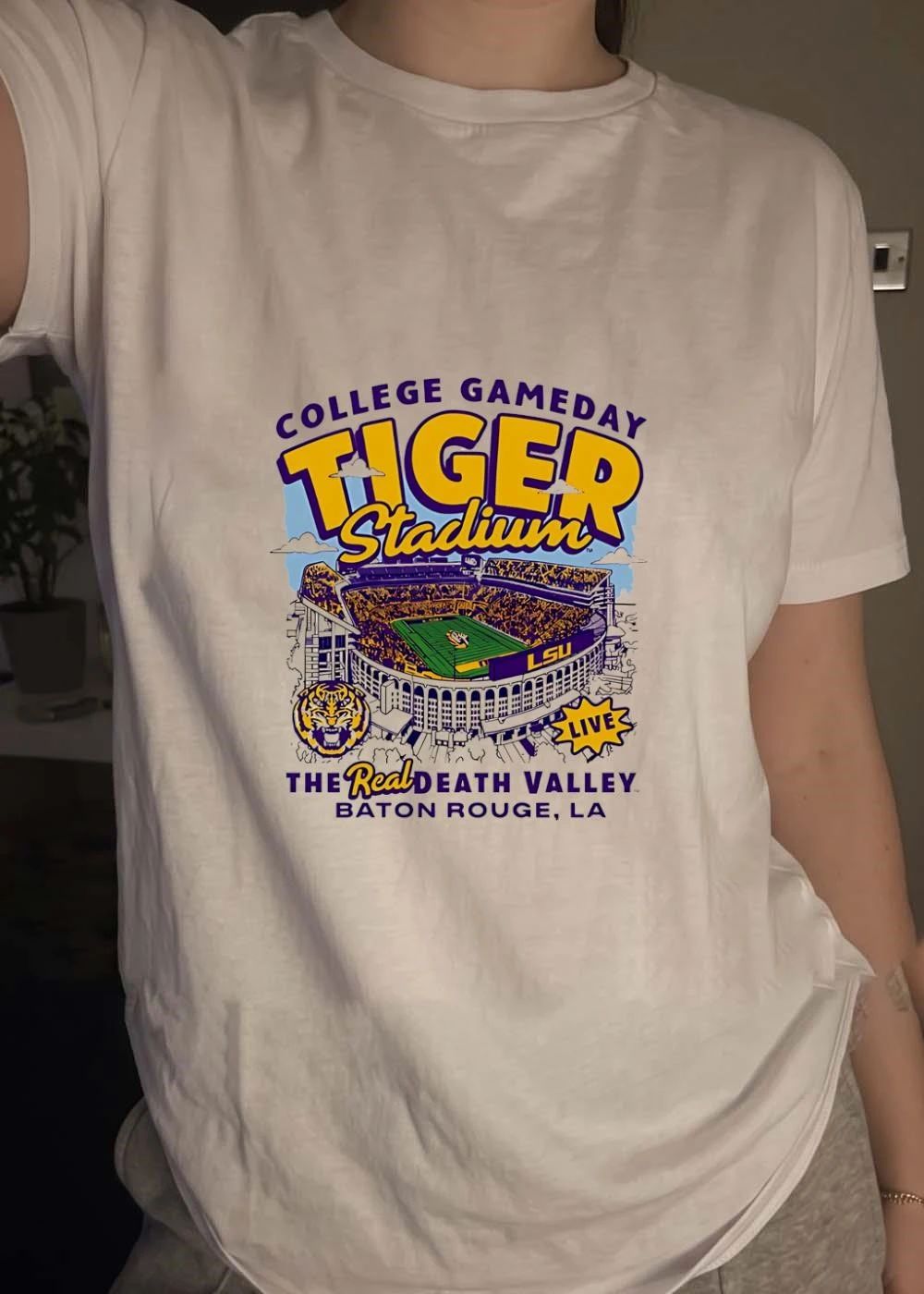 College Gameday Tiger Stadium Live the Real Death Valley Baton Rouge LA LSU T-Shirt