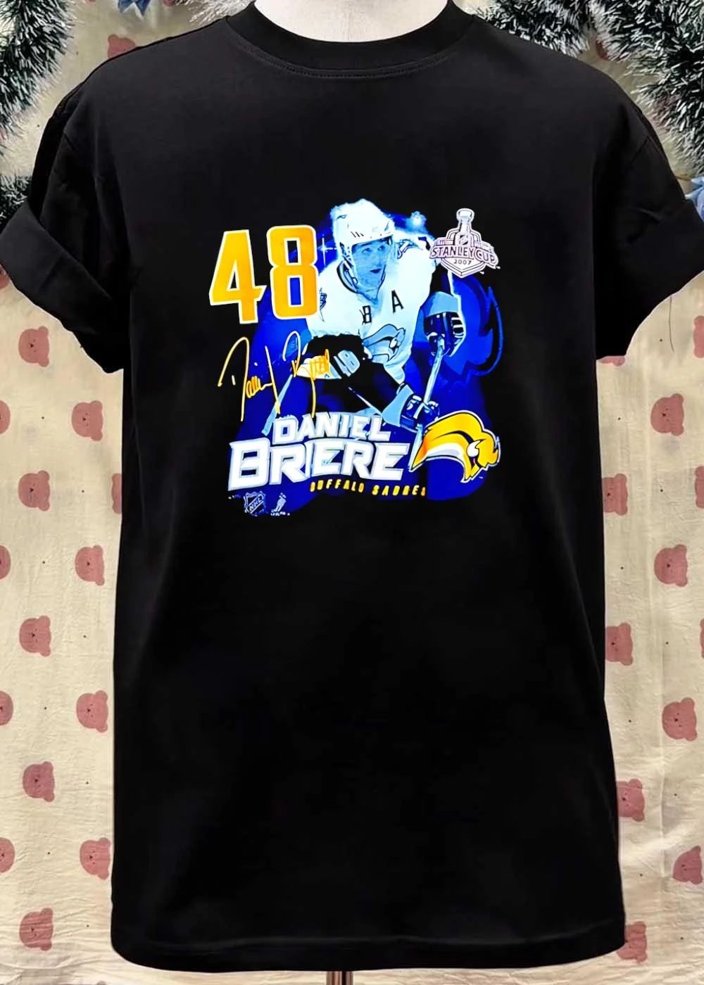 Buffalo Sabres Daniel Briere 48 signature shirt