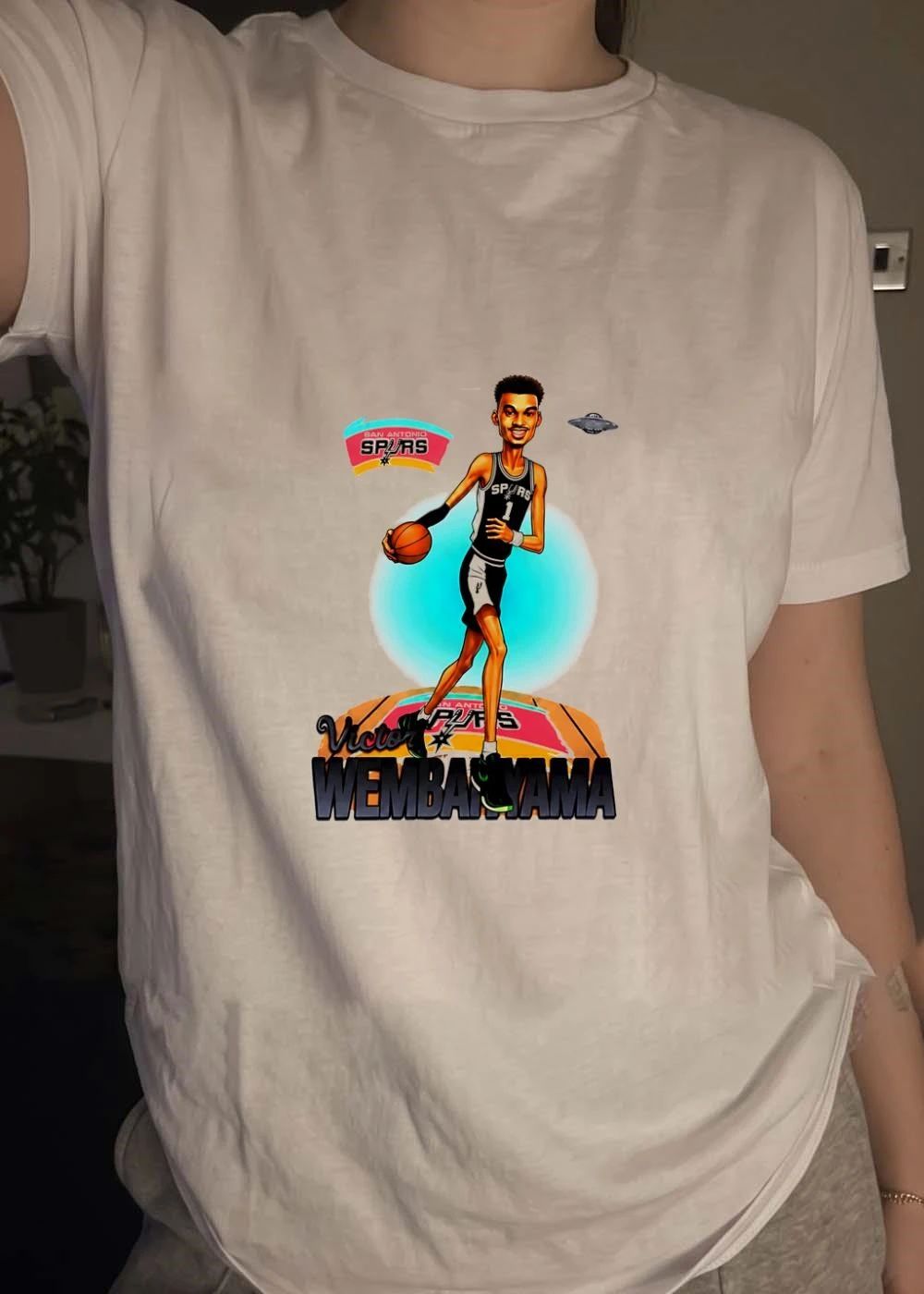 Raincloud Studios Victor Wembanyama Dribbling Basketball San Antonio Spurs T-Shirt