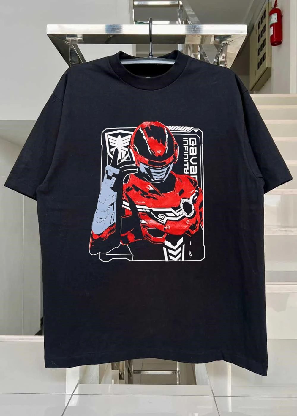 Gavan Infinity Red Armor Tactical Suit Graphic Men’s T-Shirt