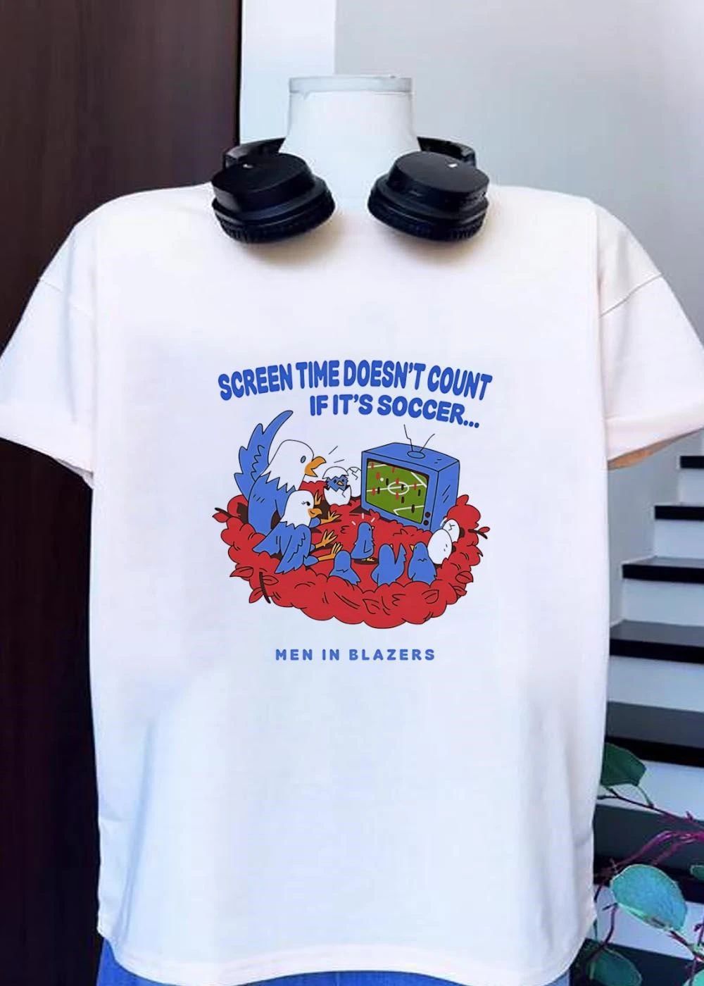 Men in Blazers Eagle Family Watching Soccer Screen Time Does Not Count T-Shirt