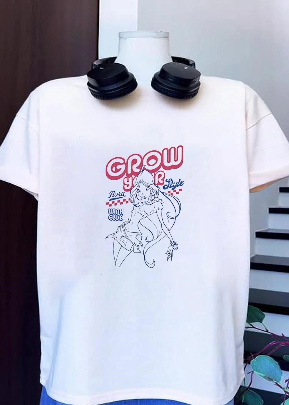 Flora Grow Your Style Wink Club T-Shirt
