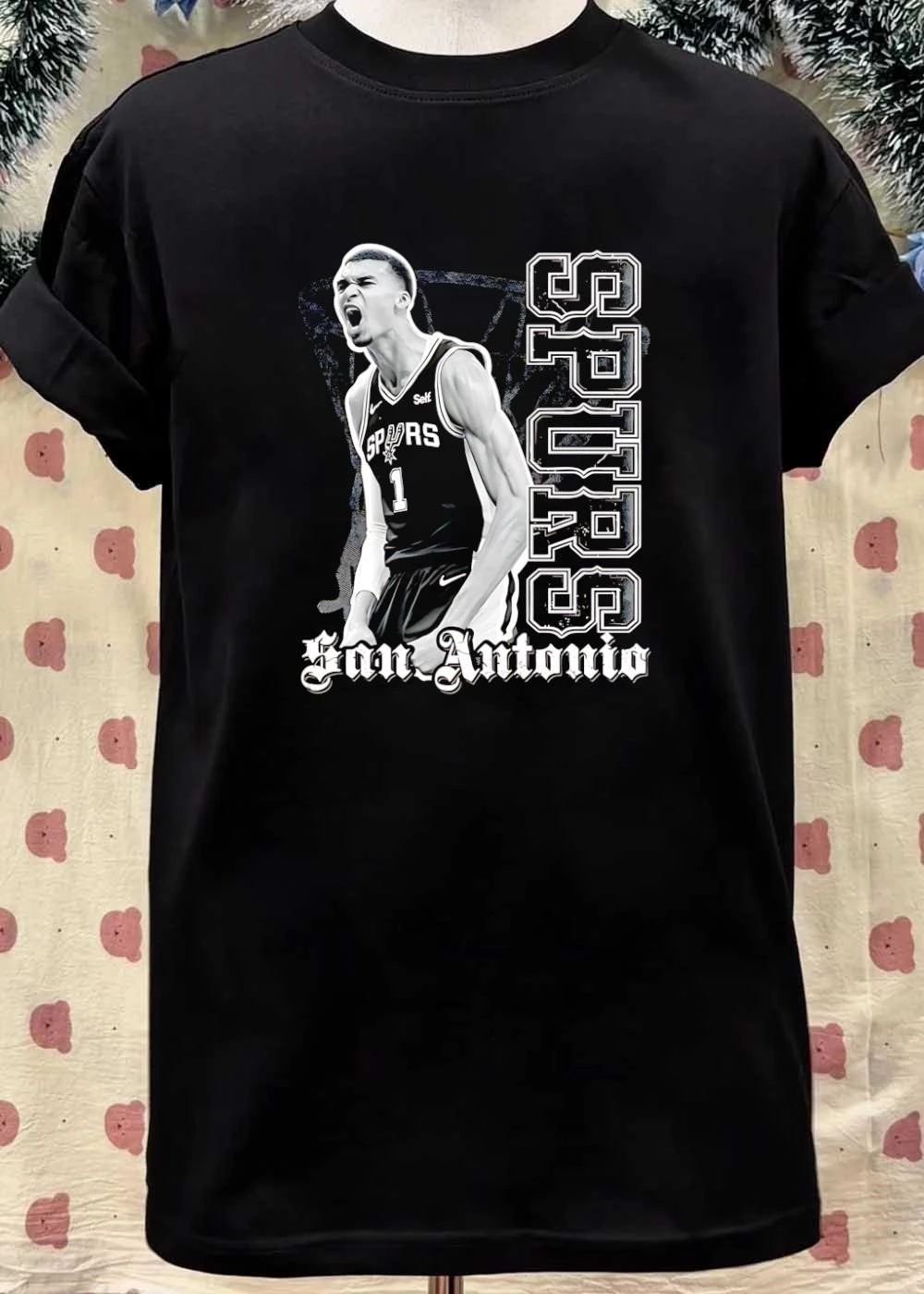 Victor Wembanyama Roaring San Antonio Spurs T-Shirt